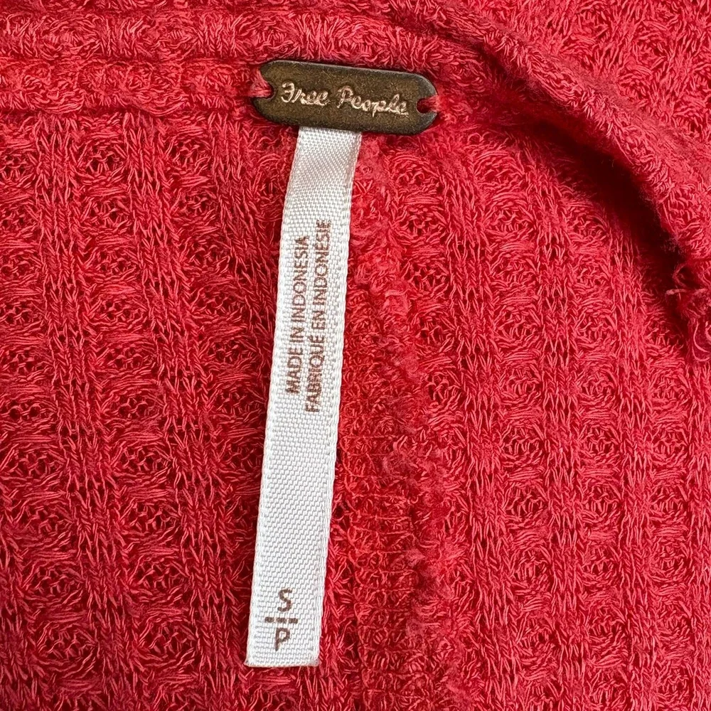 Free People Coral Pink Stretch Waffle Knit Hi-Low Oversize Long Sleeve Top Sz‎ S